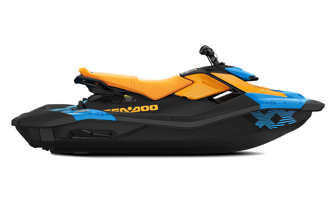 SEA-MY26-SPARK-Trixx-3up-NoSS-M90-Gulfstream-Blue-Orange-Crush-00066TB00-Studio-RSIDE-1100x650 - 1