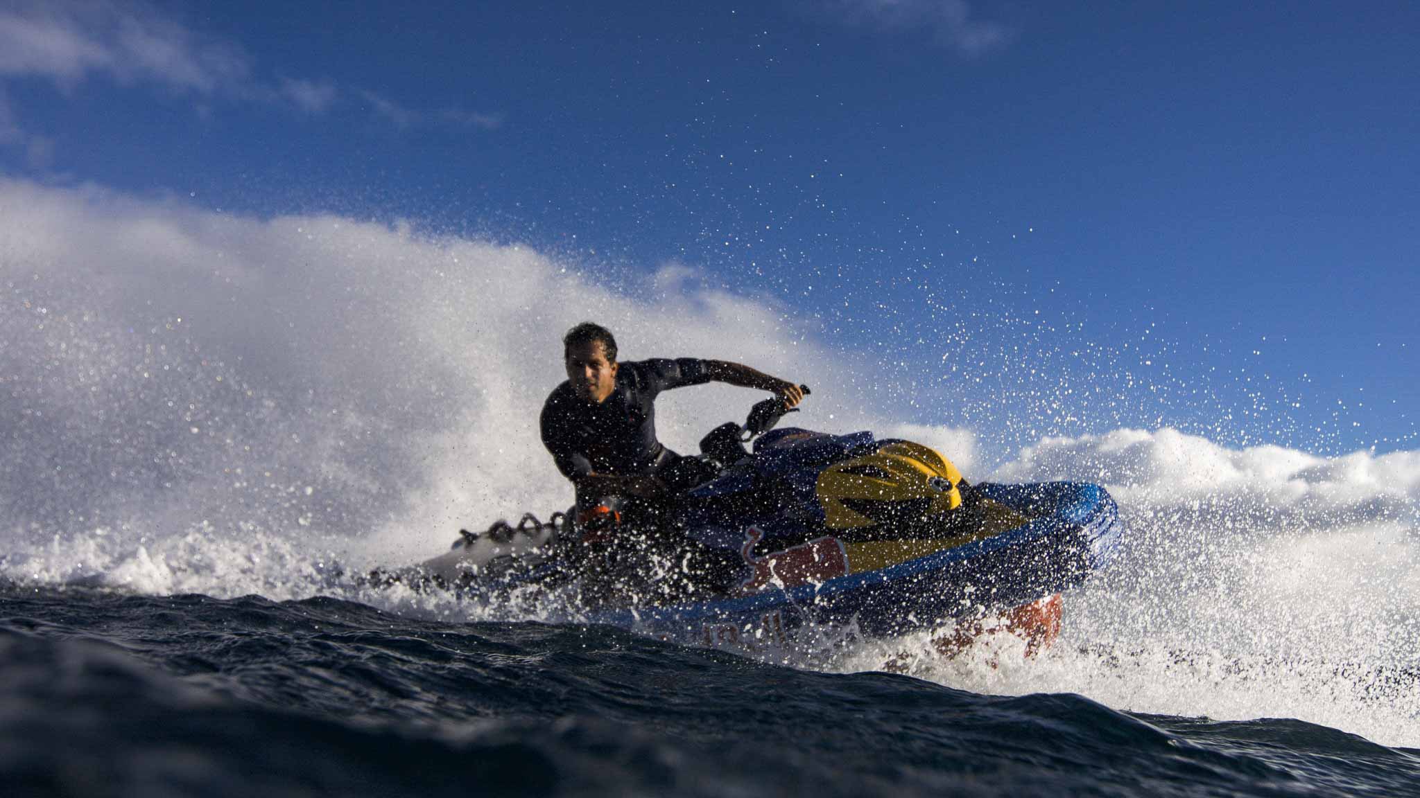 Ridge Lenny, ambassadeur de Sea-Doo, au guidon d'une motomarine