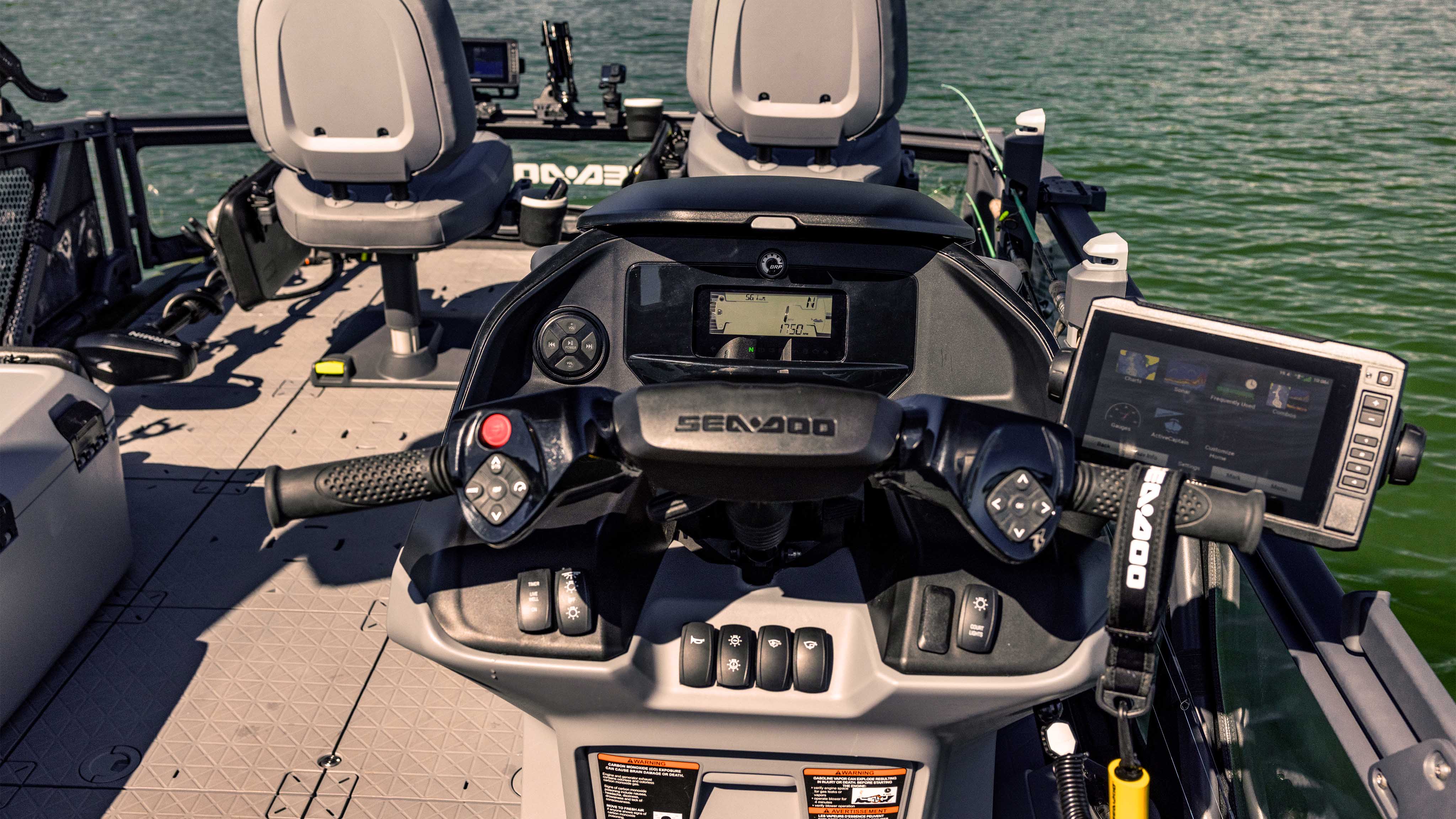 Quick-Adjust Handlebar of the 2025 Sea-Doo Switch Fish pontoon boat